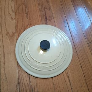 Le Creuset Cream Enamel Cast Iron Lid with Black Knob